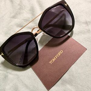 Tom Ford Dahlia